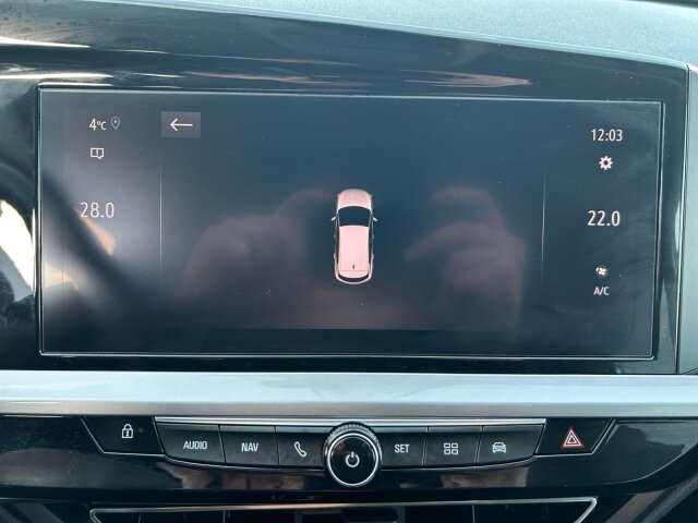 Opel Grandland 1.2 GS +Beh.Front+Alcantara+LHZ+RFK+ Opel Grandland 1.2 GS +Beh.Front+Alcantara+LHZ+RFK+