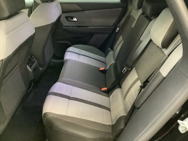 Opel Grandland GS 1.2 MHEV +Matrix-LED+Keyless+ACC+ Opel Grandland GS 1.2 MHEV +Matrix-LED+Keyless+ACC+