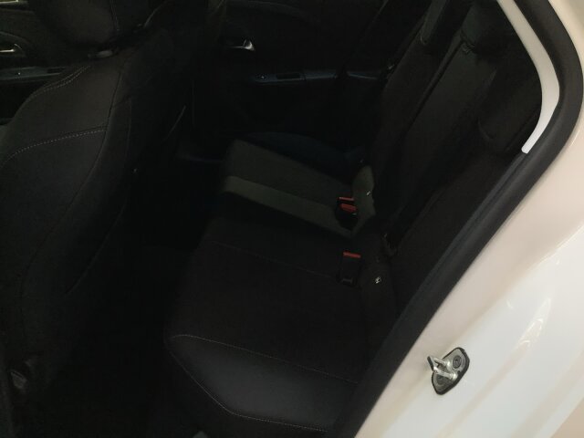 Opel Corsa F 1.2 Turbo Elegance Klima Sitzheizung Allwetter 100PS Opel Corsa F 1.2 Turbo Elegance Klima Sitzheizung Allwetter 100PS