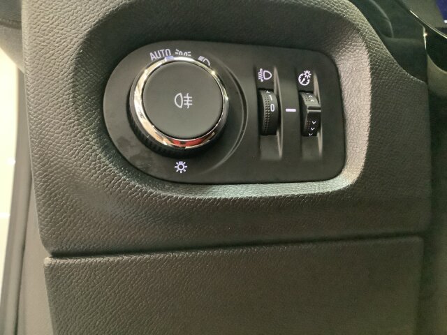 Opel Corsa F 1.2 Turbo Elegance Klima Sitzheizung Allwetter 100PS Opel Corsa F 1.2 Turbo Elegance Klima Sitzheizung Allwetter 100PS