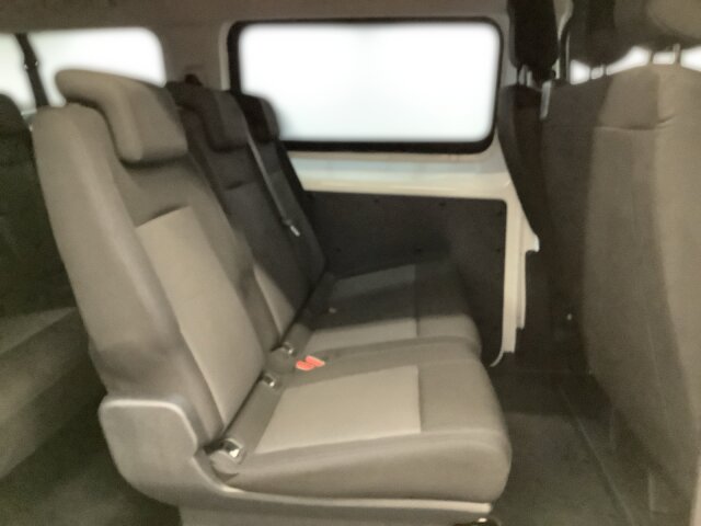 Opel Vivaro 1.5 D L 9-Sitzer 2xKlima Navi Opel Vivaro 1.5 D L 9-Sitzer 2xKlima Navi