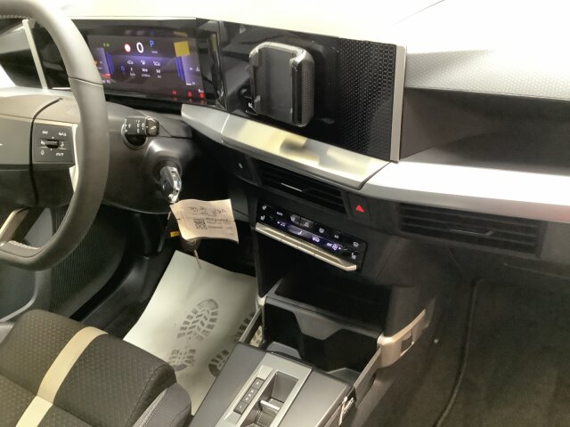 Opel Frontera 1.2 Edition +Allwetter+Beh.Front+LHZ+ Opel Frontera 1.2 Edition +Allwetter+Beh.Front+LHZ+