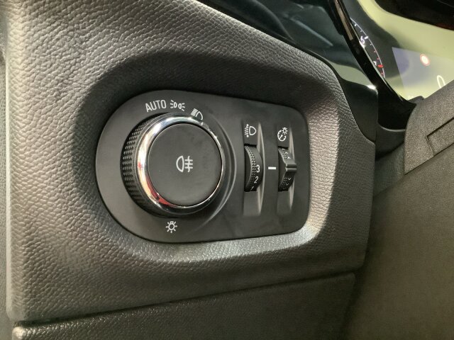 Opel Corsa F 1.2 Edition +Allwetter+Beh.Front+LHZ+ Opel Corsa F 1.2 Edition +Allwetter+Beh.Front+LHZ+