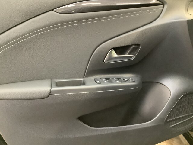 Opel Corsa F 1.2 Turbo Elegance Klimaautomatik Sitzheizung 100PS Opel Corsa F 1.2 Turbo Elegance Klimaautomatik Sitzheizung 100PS