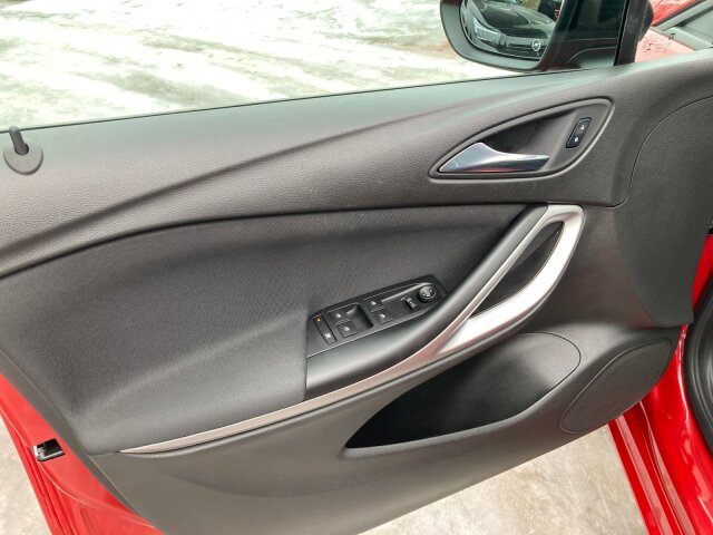 Opel Astra K ST 1.2 Turbo Edition Klimaautomatik Sitzheizung Opel Astra K ST 1.2 Turbo Edition Klimaautomatik Sitzheizung