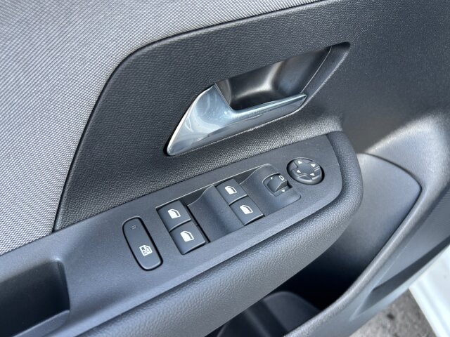 Opel Mokka 1.2 Edition +Allwetter+LHZ+SHZ+EPH+LED+ Opel Mokka 1.2 Edition +Allwetter+LHZ+SHZ+EPH+LED+