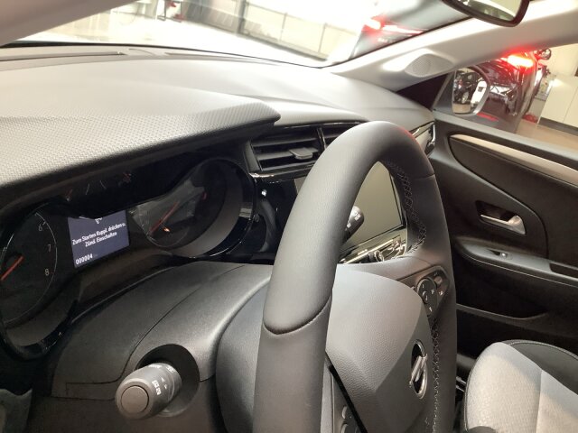 Opel Corsa Edition 1.2 +Allwetter+Lenkradheizung+SHZ+ Opel Corsa Edition 1.2 +Allwetter+Lenkradheizung+SHZ+