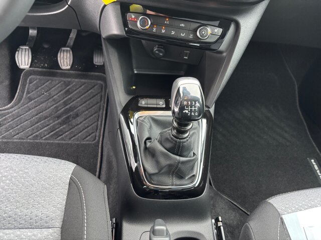 Opel Corsa Edition 1.2 +Allwetter+Lenkradheizung+SHZ+ Opel Corsa Edition 1.2 +Allwetter+Lenkradheizung+SHZ+