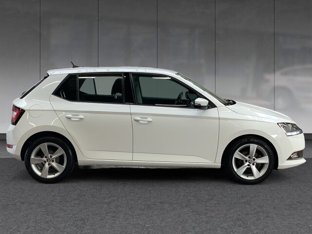 Skoda FABIA MPI COOL PLUS **BLUETOOTH*DAB+*SITZH.*NSW* Skoda FABIA MPI COOL PLUS **BLUETOOTH*DAB+*SITZH.*NSW*