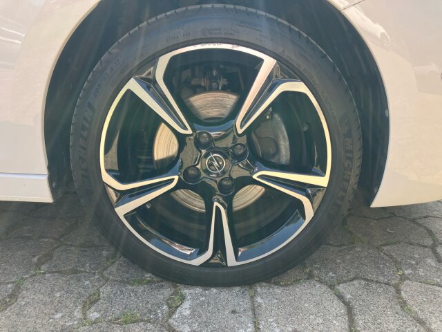 Opel Corsa F 1.2 Turbo GS Line Klimaautomatik Sitzheizung Alcantara 100PS Opel Corsa F 1.2 Turbo GS Line Klimaautomatik Sitzheizung Alcantara 100PS