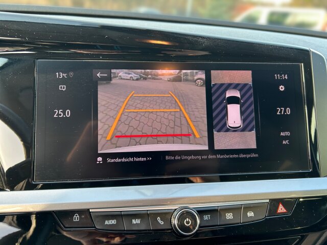 Opel Grandland 1.2 Turbo Elegance Automatik Leder Allwetter Opel Grandland 1.2 Turbo Elegance Automatik Leder Allwetter