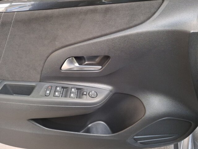 Opel Corsa F 1.2 Turbo GS Automatik Alcantara Sitzheizung 130PS Opel Corsa F 1.2 Turbo GS Automatik Alcantara Sitzheizung 130PS