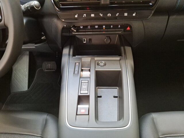 Citroën C5 Aircross BH 130 AT Max +Navi+GJR+Kamera+SHZ+ Citroën C5 Aircross BH 130 AT Max +Navi+GJR+Kamera+SHZ+