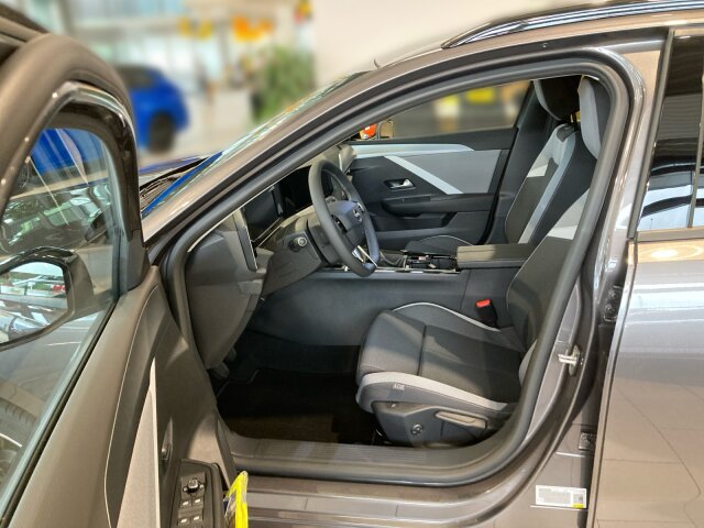 Opel Astra L 1.2 Edition +LHZ+Kamera+Keyless+LED+ Opel Astra L 1.2 Edition +LHZ+Kamera+Keyless+LED+