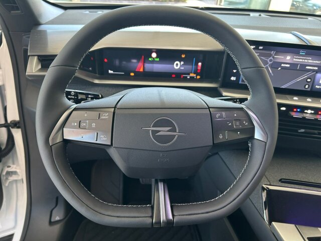 Opel Grandland 1.2 Edition +ACC+Kamera+Keyless+LED Opel Grandland 1.2 Edition +ACC+Kamera+Keyless+LED