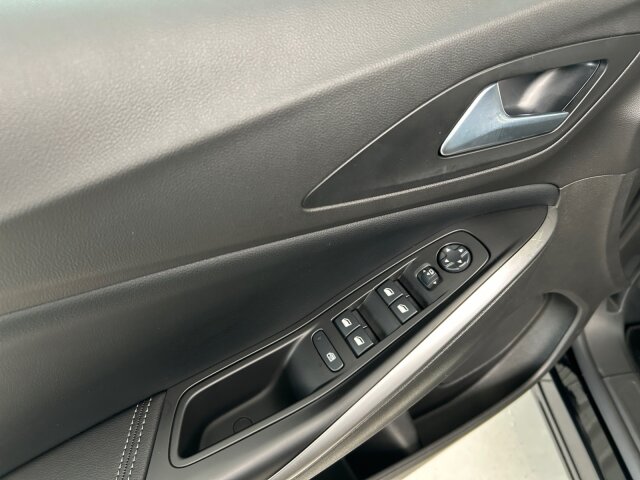 Opel Grandland 1.2 Turbo GS Line Klimaautomatik Sitzheizung Allwetter Opel Grandland 1.2 Turbo GS Line Klimaautomatik Sitzheizung Allwetter