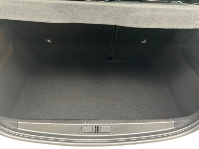 Opel Corsa F 1.2 GS +Alcantara+Lenkradheizung+SHZ+ Opel Corsa F 1.2 GS +Alcantara+Lenkradheizung+SHZ+