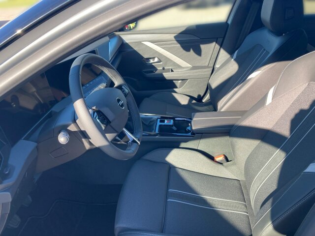 Opel Astra L 1.2 GS +ACC+HUD+Intelli-Lux-LED+LHZ+SHZ+ Opel Astra L 1.2 GS +ACC+HUD+Intelli-Lux-LED+LHZ+SHZ+