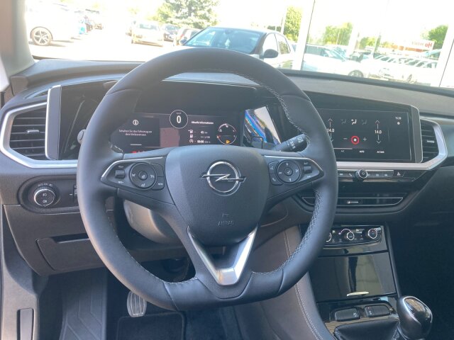 Opel Grandland 1.2 Turbo GS Line Klimaautomatik Alcantara Allwetter Opel Grandland 1.2 Turbo GS Line Klimaautomatik Alcantara Allwetter