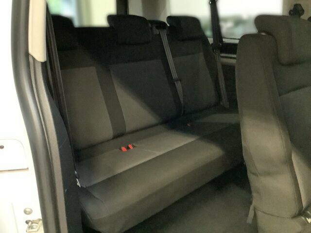 Opel Vivaro 1.5 D L 9-Sitzer 2xKlima Navi Opel Vivaro 1.5 D L 9-Sitzer 2xKlima Navi