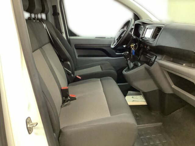 Opel Vivaro 1.5 D L 9-Sitzer 2xKlima Navi Opel Vivaro 1.5 D L 9-Sitzer 2xKlima Navi