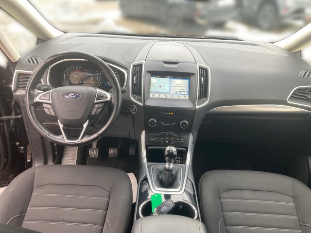 Ford Galaxy 1.5 EcoBoost Titanium 7-Sitzer Sitzheizung Ford Galaxy 1.5 EcoBoost Titanium 7-Sitzer Sitzheizung