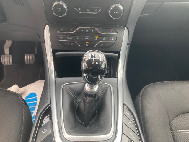 Ford Galaxy 1.5 EcoBoost Titanium 7-Sitzer Sitzheizung Ford Galaxy 1.5 EcoBoost Titanium 7-Sitzer Sitzheizung