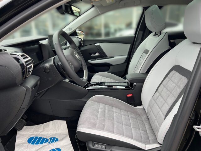 Citroën C4 MAX 130 AT8 +Navi+Pano-Dach+360°Kamera+ Citroën C4 MAX 130 AT8 +Navi+Pano-Dach+360°Kamera+