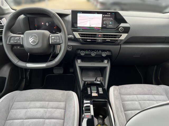 Citroën C4 MAX 130 AT8 +Navi+Pano-Dach+360°Kamera+ Citroën C4 MAX 130 AT8 +Navi+Pano-Dach+360°Kamera+