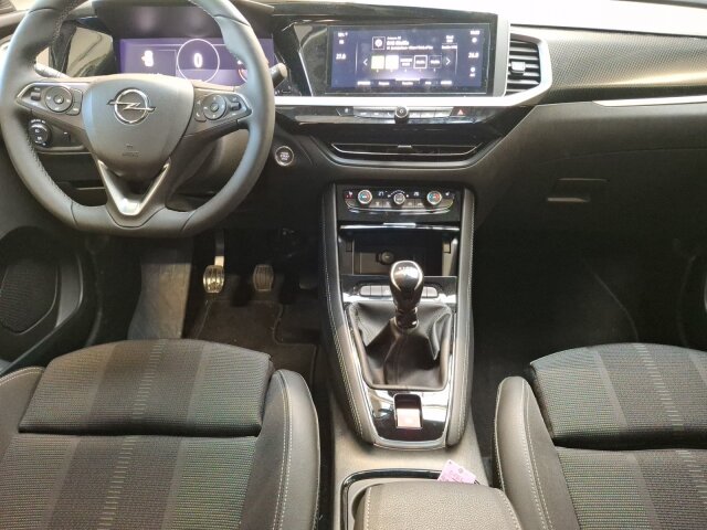 Opel Grandland 1.2 Turbo GS Line Klimaautomatik Sitzheizung Alwetter Opel Grandland 1.2 Turbo GS Line Klimaautomatik Sitzheizung Alwetter