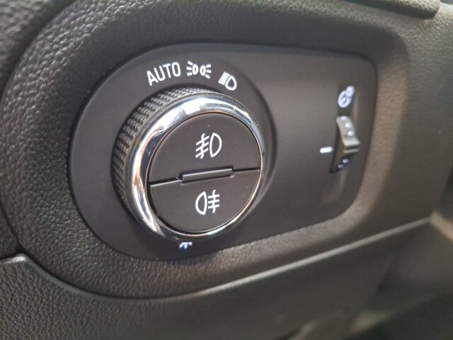 Opel Grandland 1.2 Turbo GS Line Klimaautomatik Sitzheizung Alwetter Opel Grandland 1.2 Turbo GS Line Klimaautomatik Sitzheizung Alwetter