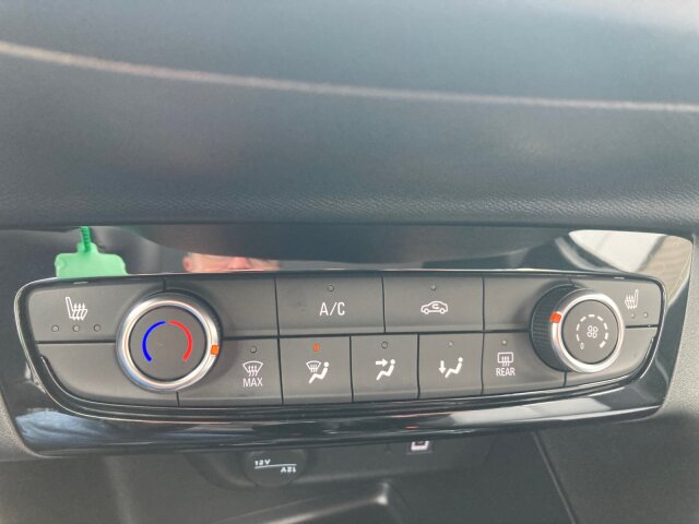 Opel Corsa Edition 1.2 +Allwetter+LHZ+SHZ+LED+ Opel Corsa Edition 1.2 +Allwetter+LHZ+SHZ+LED+